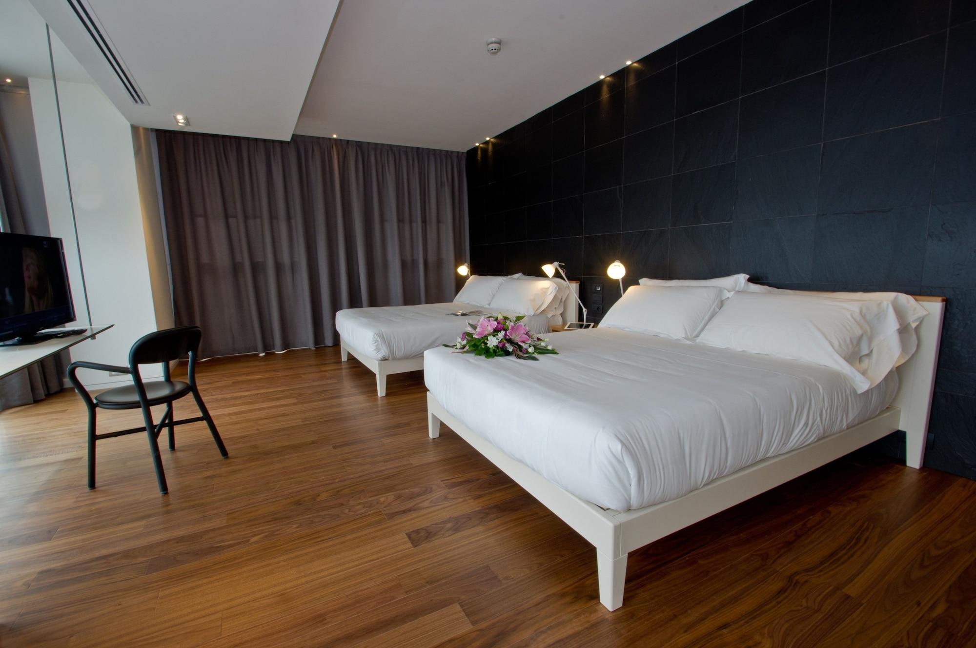 Hotel Plaza 4*